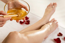 Load image into Gallery viewer, Professional leg waxing service at Slender Me Medical